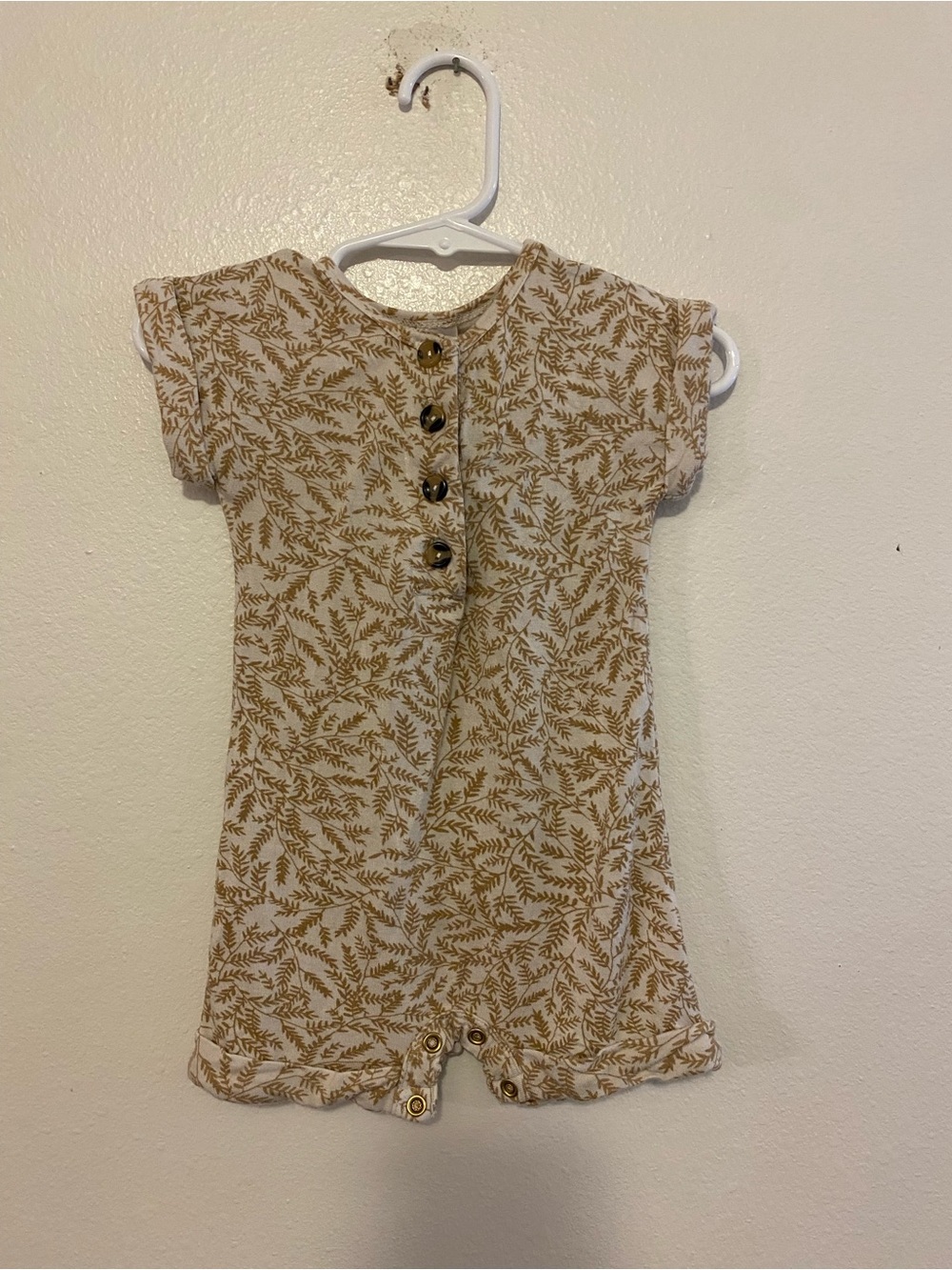 Lou Lou & Company Beige Leaf-Print Button Romper